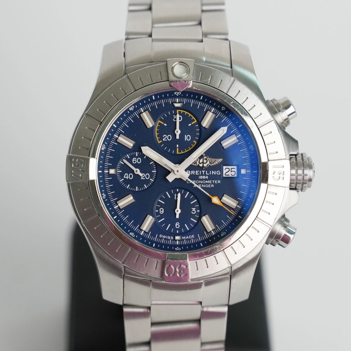 Breitling Avenger Chronograph Blau 45mm