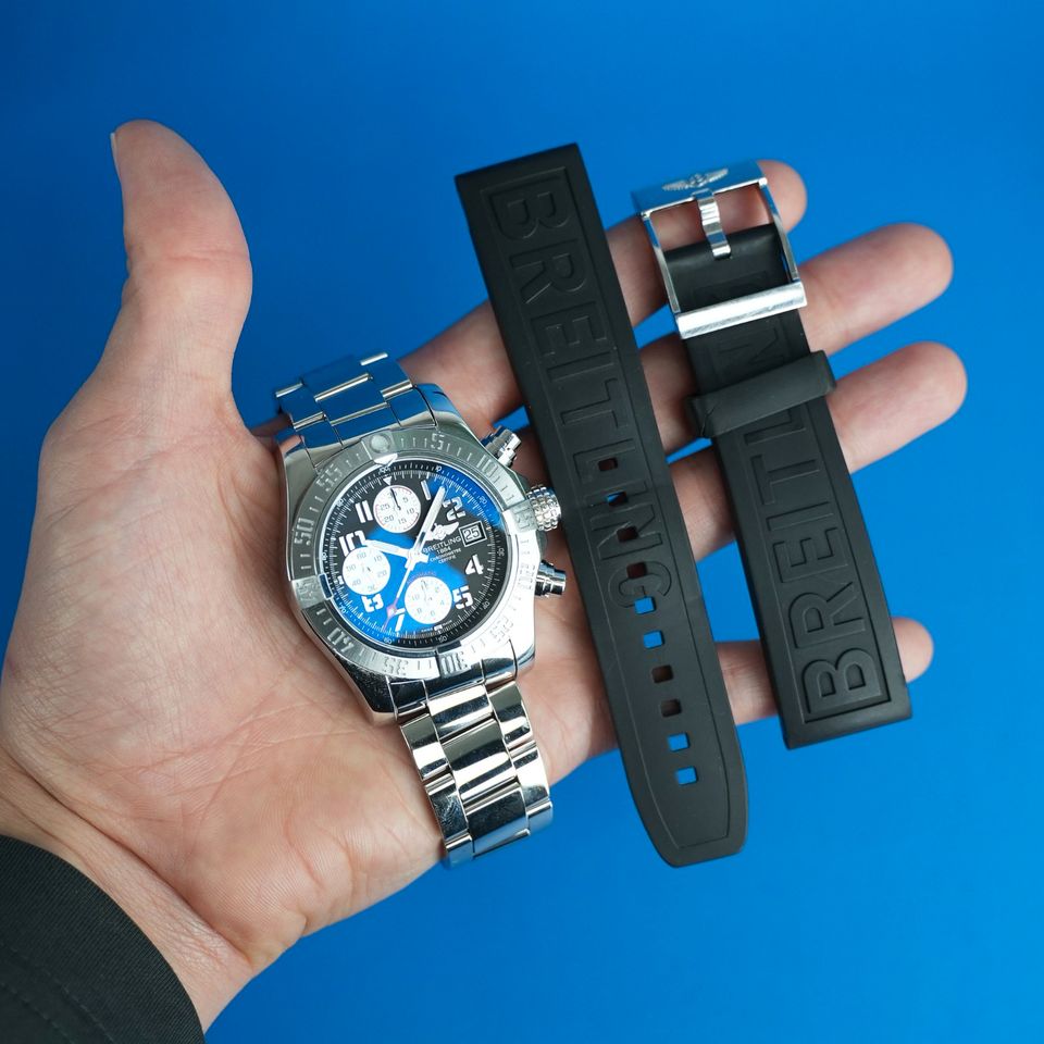 Breitling Avenger II Ansicht 2