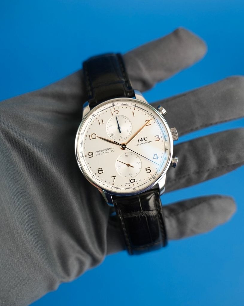 IWC Portugieser Chronograph Zifferblatt Die Uhr in der Hand, Zifferblatt von vorn