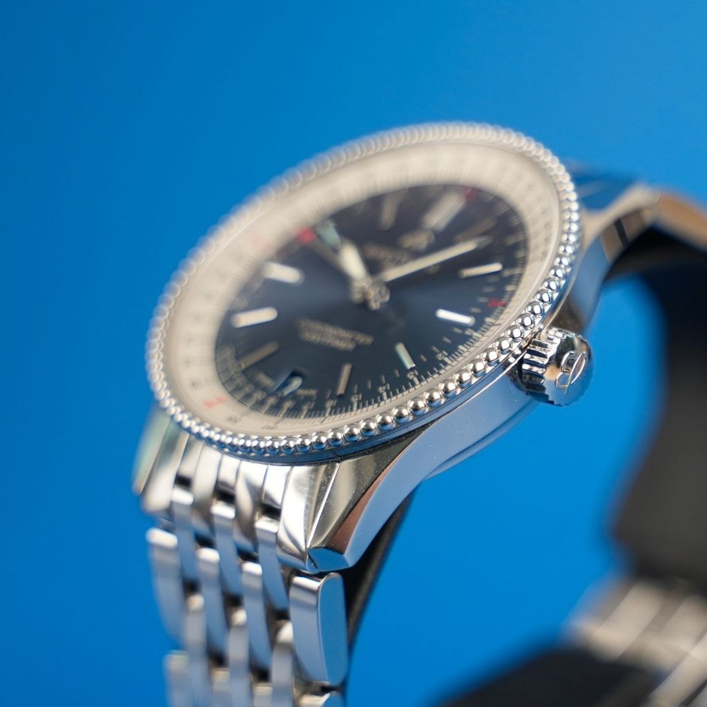 Breitling Navitimer Automatic 38 Ansicht 2