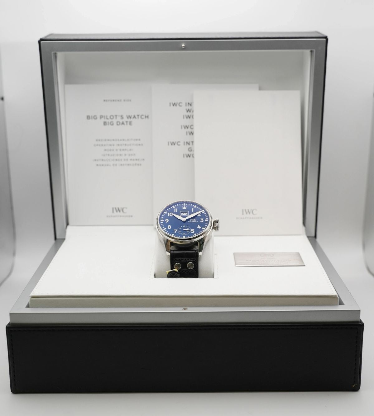 IWC Big Pilot Big Date 150 Years Zifferblatt blau