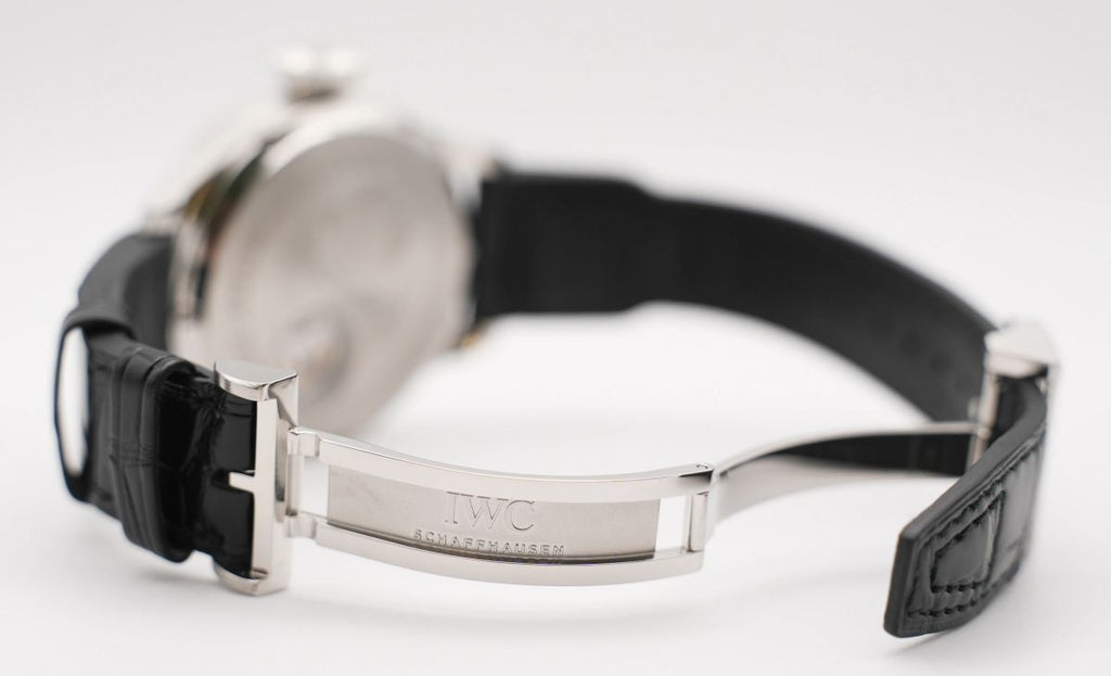 IWC Big Pilot Big Date 150 Years Zifferblatt weiß