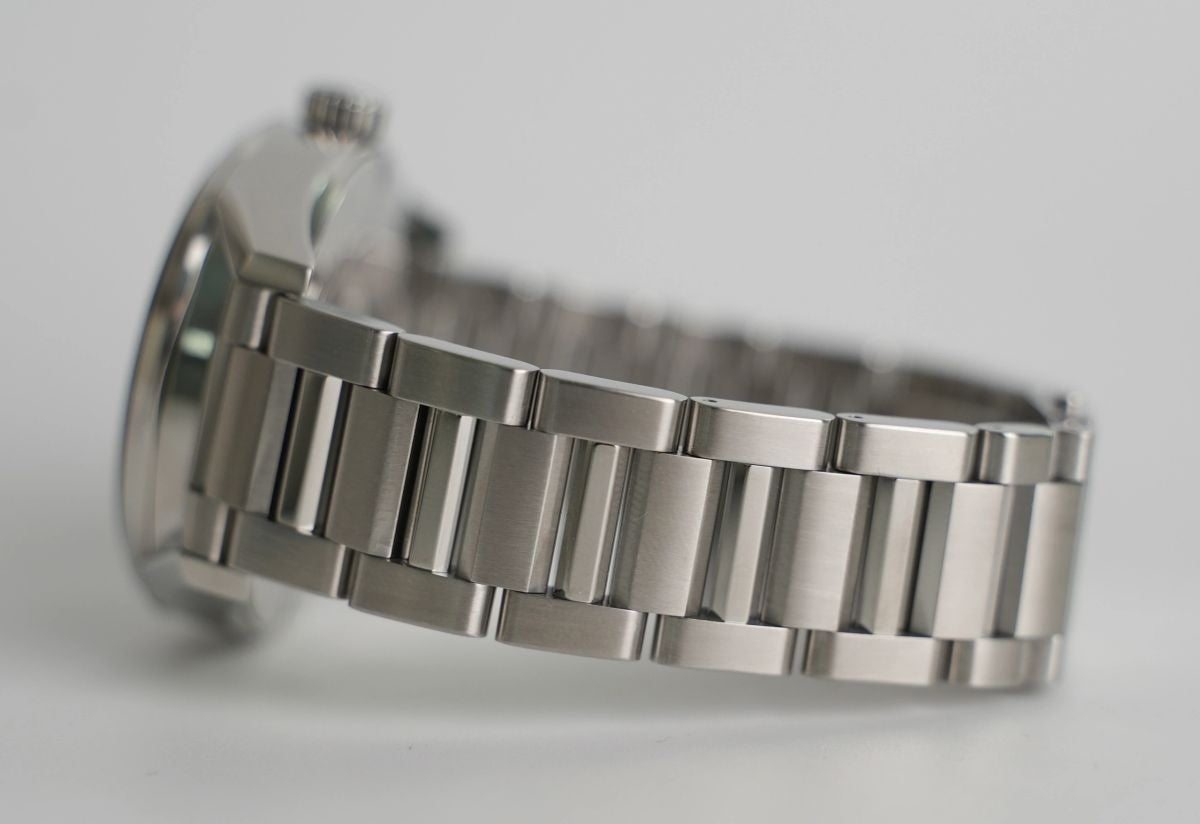 TAG Heuer Carrera GMT big date