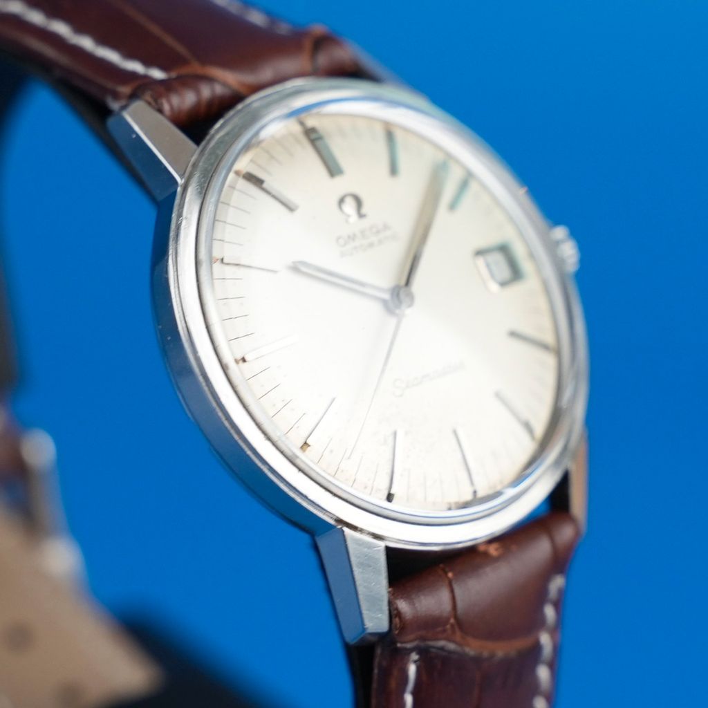 Omega Seamaster Vintage seitliche Ansicht