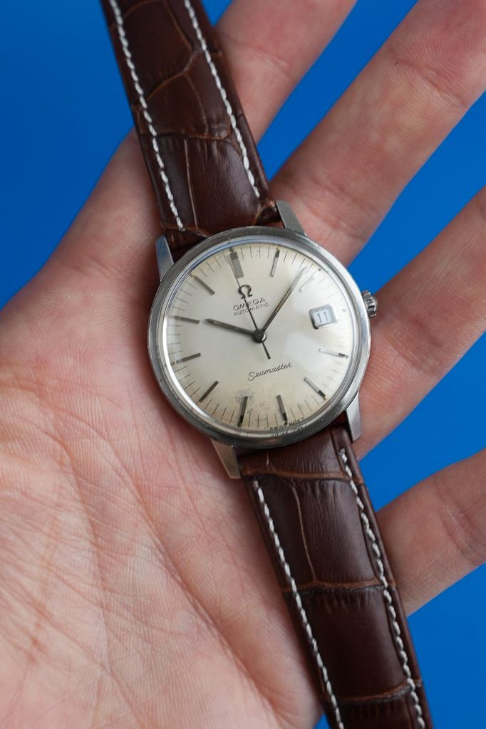 Omega Seamaster Vintage in der Hand