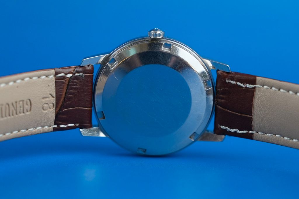 Omega Seamaster Vintage Gehäuseboden und Lederband